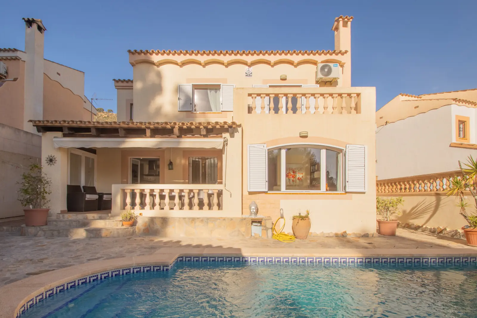 Detached chalet with private pool in Paguera - 1