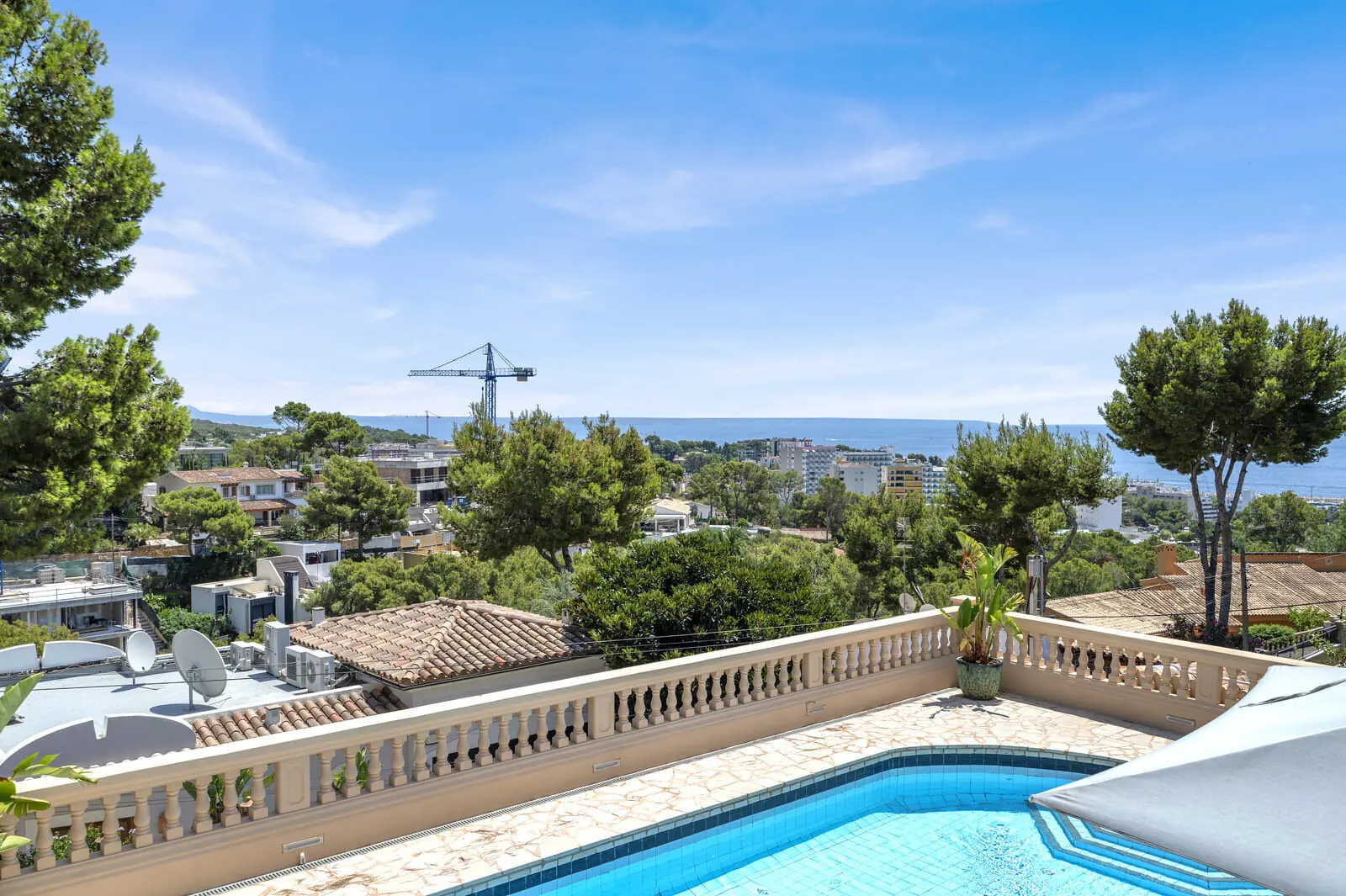 Exclusive villa with fantastic panoramic views in Costa d'en Blanes - 1