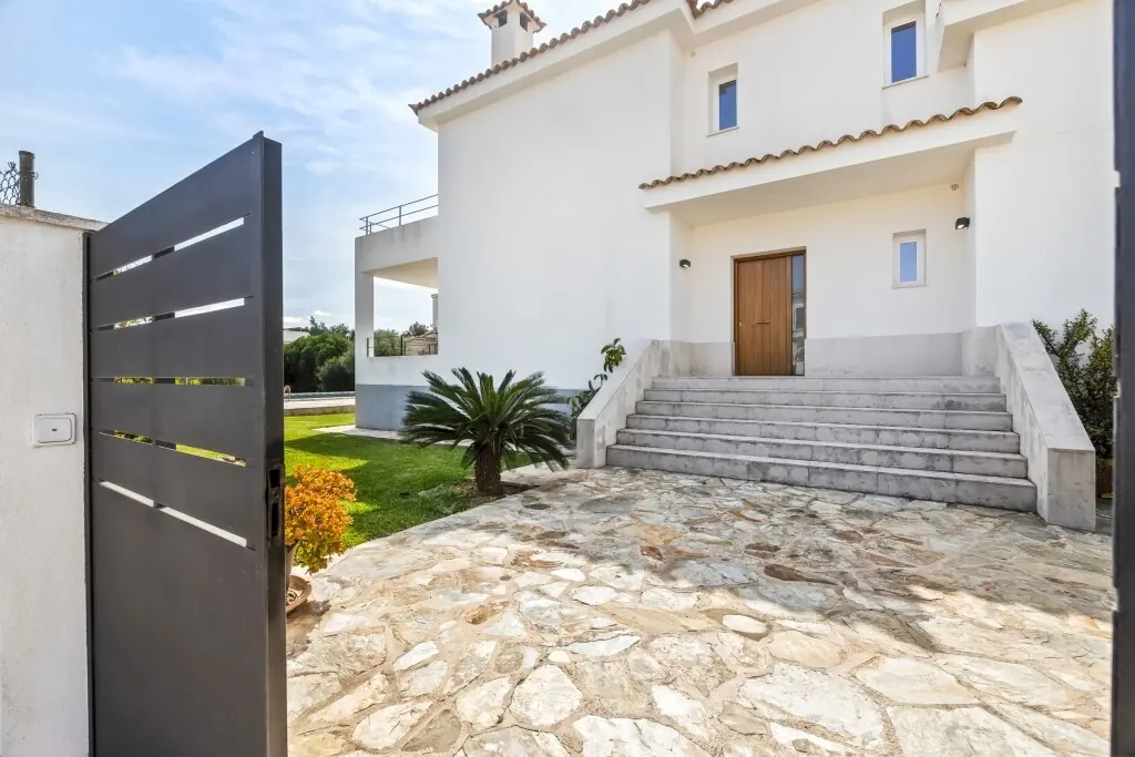 Villa Close To Beach With ETV Holiday Rental License - 1