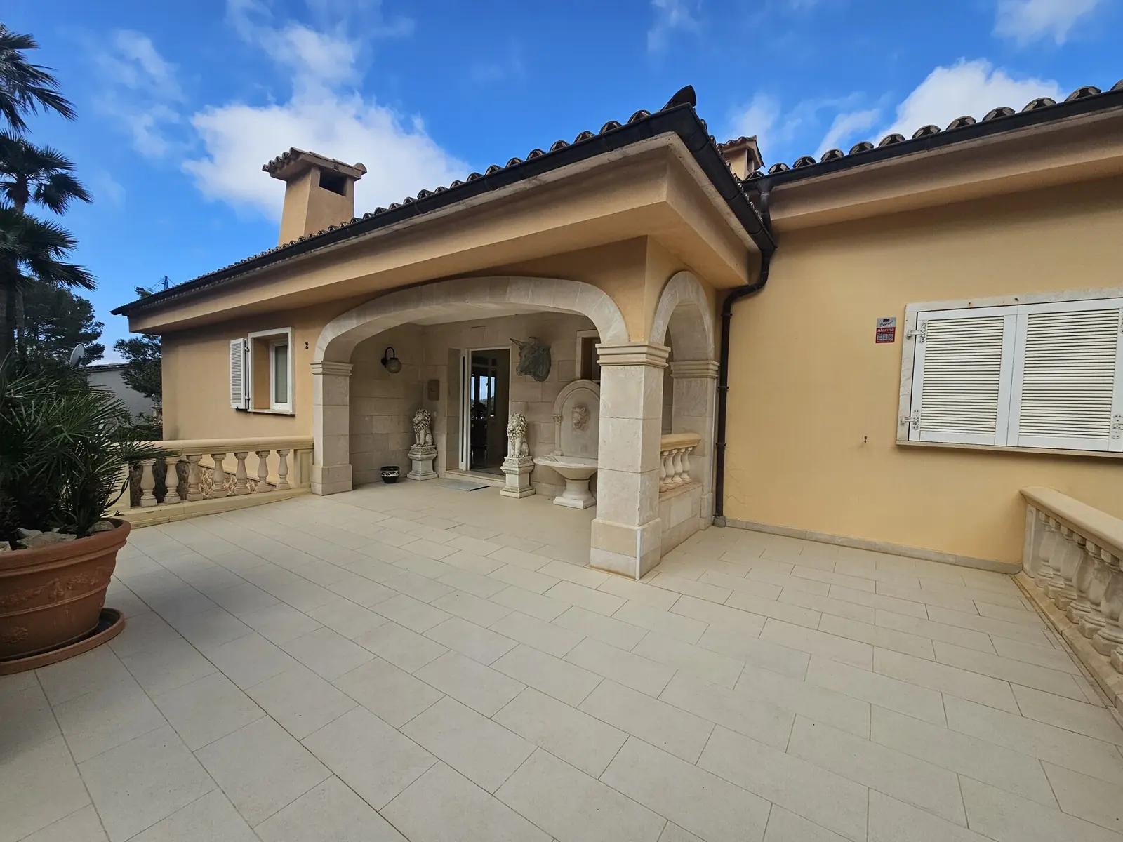 Spacious Family Villa with Sea Views, Guest House & Pool in Costa de la Calma - 1