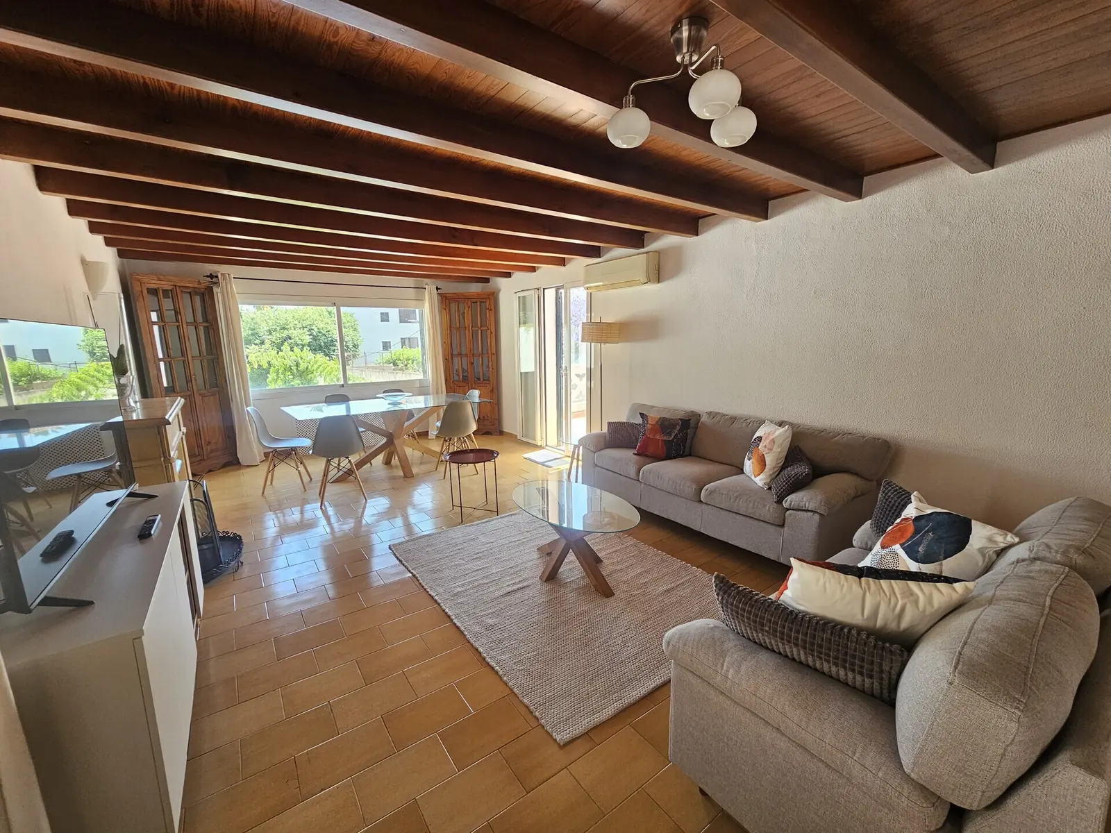 Beautiful Seaside Home in Cala Nova – Available for Temporary Rental (Maximum 6 Months) - 1