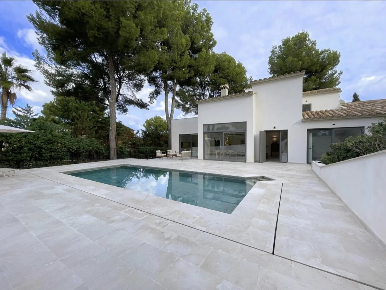 Fantastic newly built villa with a pool and ETV in Santa Ponsa - 1