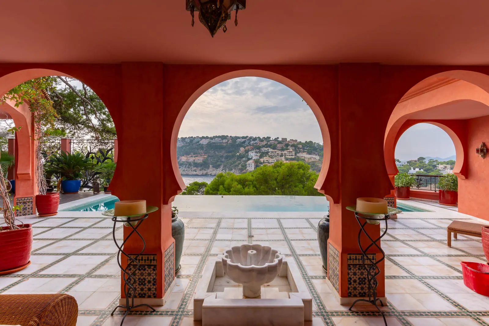Charming villa with spectacular sea views on the 1st sea line in Port d'Andratx - 1